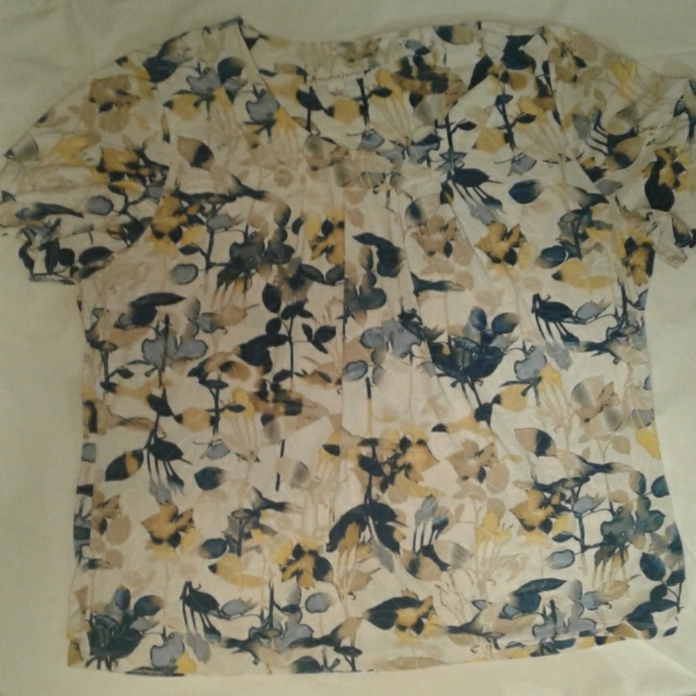 Lovely, gently used colorful blouse.
